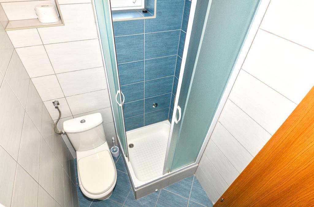 Apartments Sonja Tučepi エクステリア 写真