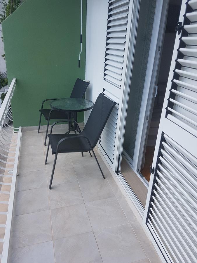 Apartments Sonja Tučepi エクステリア 写真